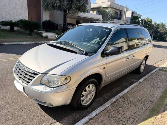 CHRYSLER CARAVAN 3.8 LX 4X4 V6 12V GASOLINA 4P AUTOMÁTICO